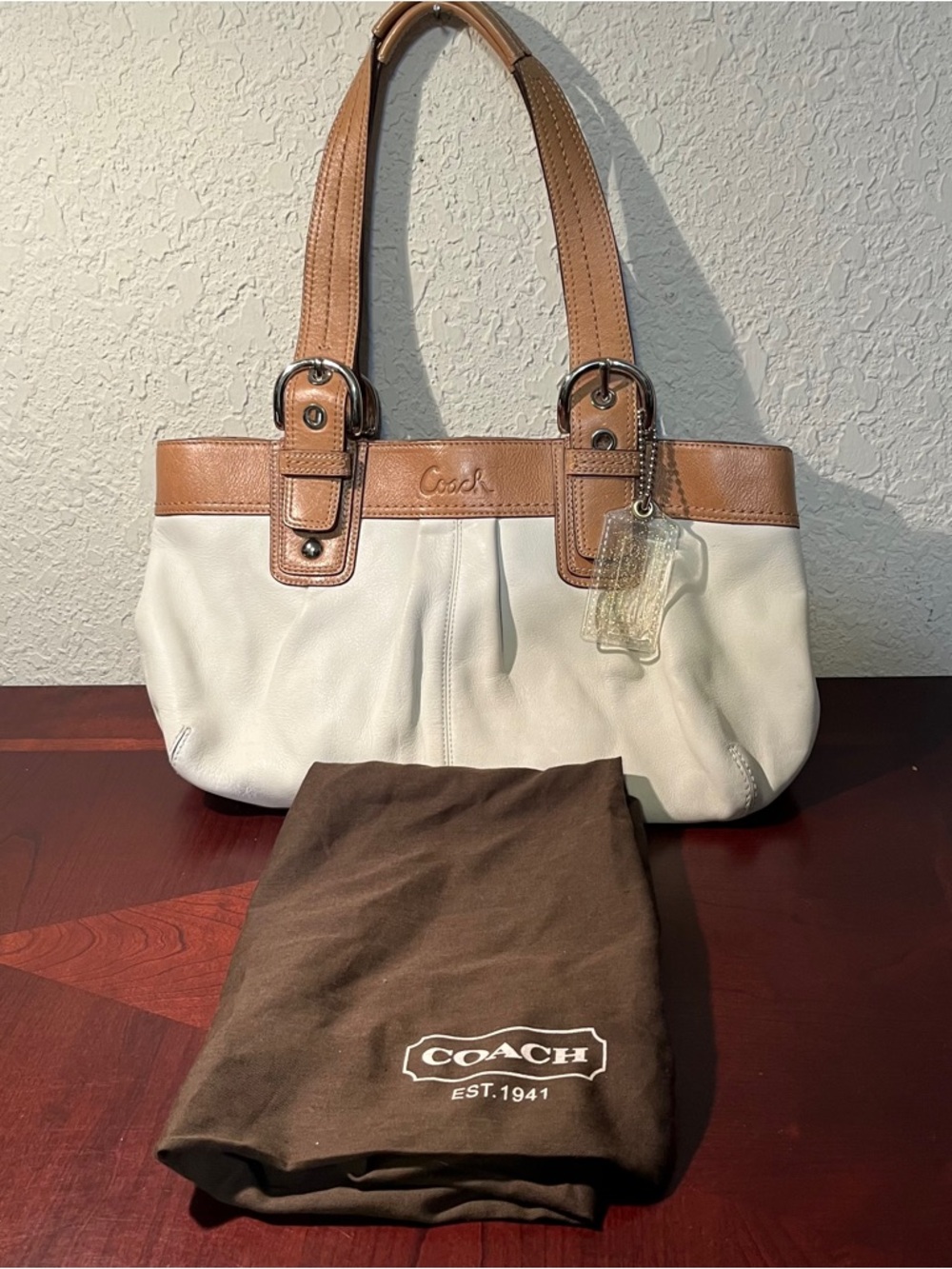 Coach Vintage F13732 White Leather Shoulder Bag with Tan Trim